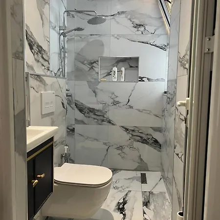 1 Bedroom * غوليم